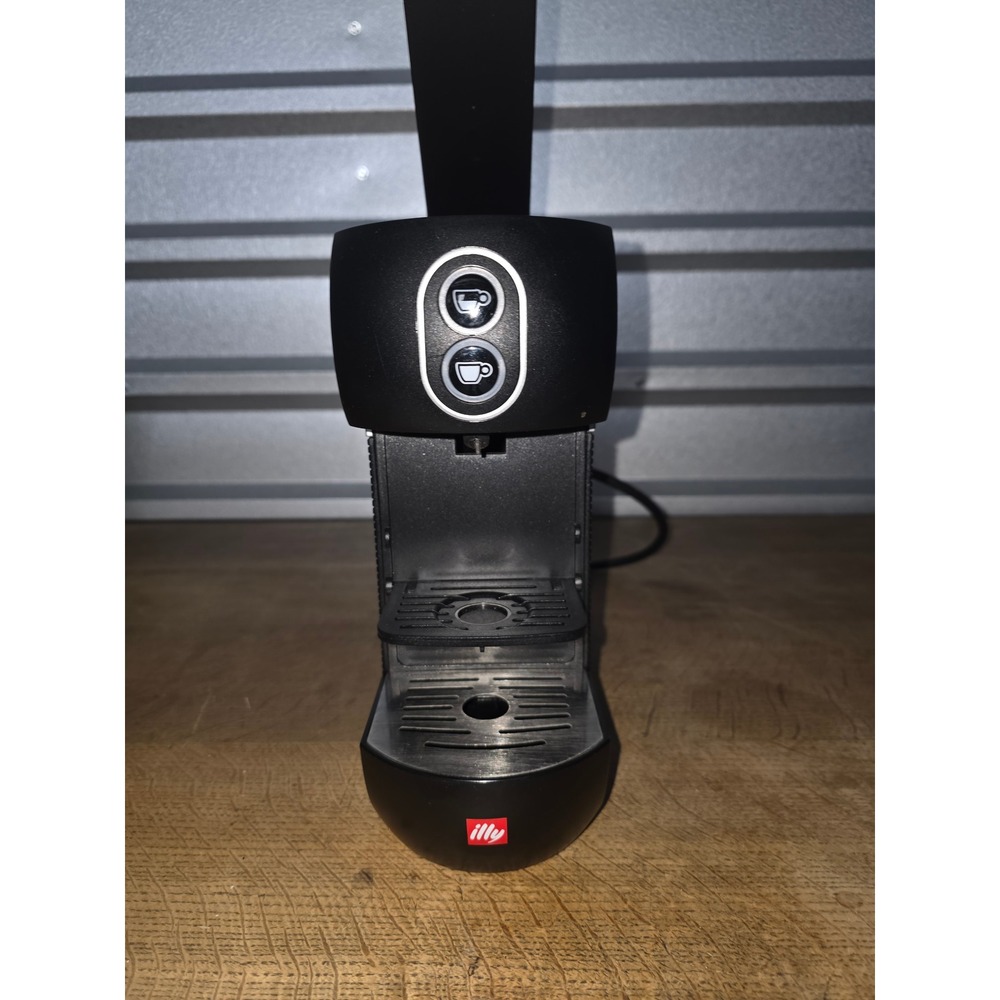 Illy ESE Pod Espresso Machine Black Type 626 Made in Italy Compact Coffee Maker